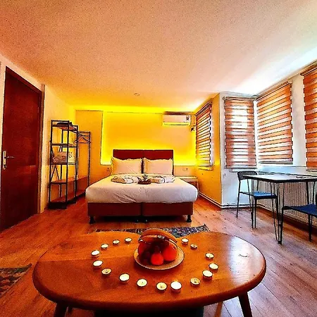 Karakoy Port House Отель