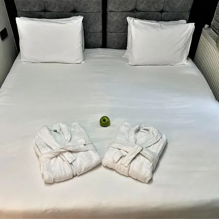 Hotell Mates Historical 3*
