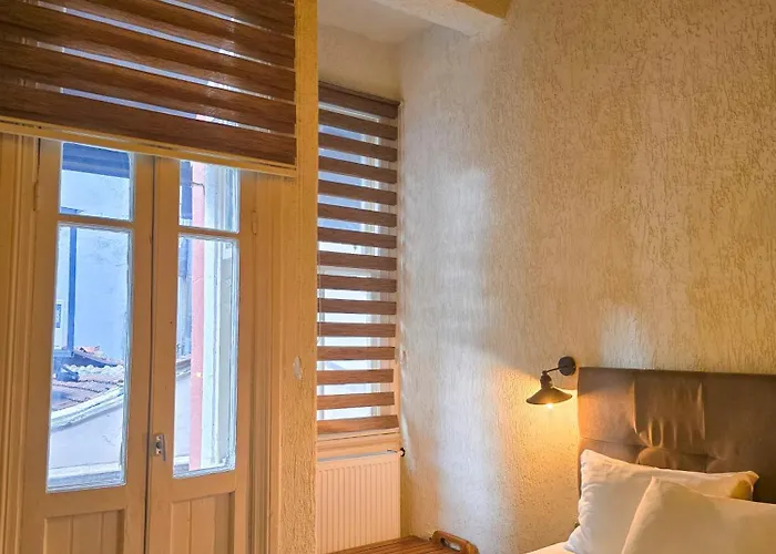 Karakoy Port House 3*